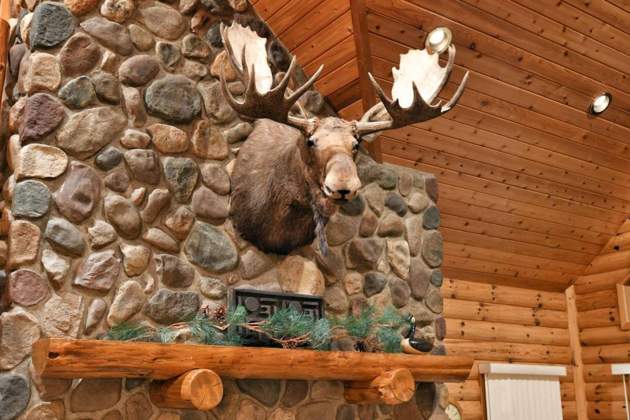 Majestic Moose Lodge Home Cable Екстериор снимка