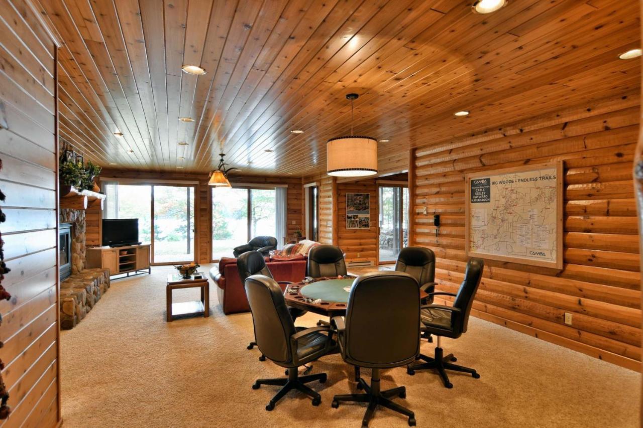 Majestic Moose Lodge Home Cable Екстериор снимка