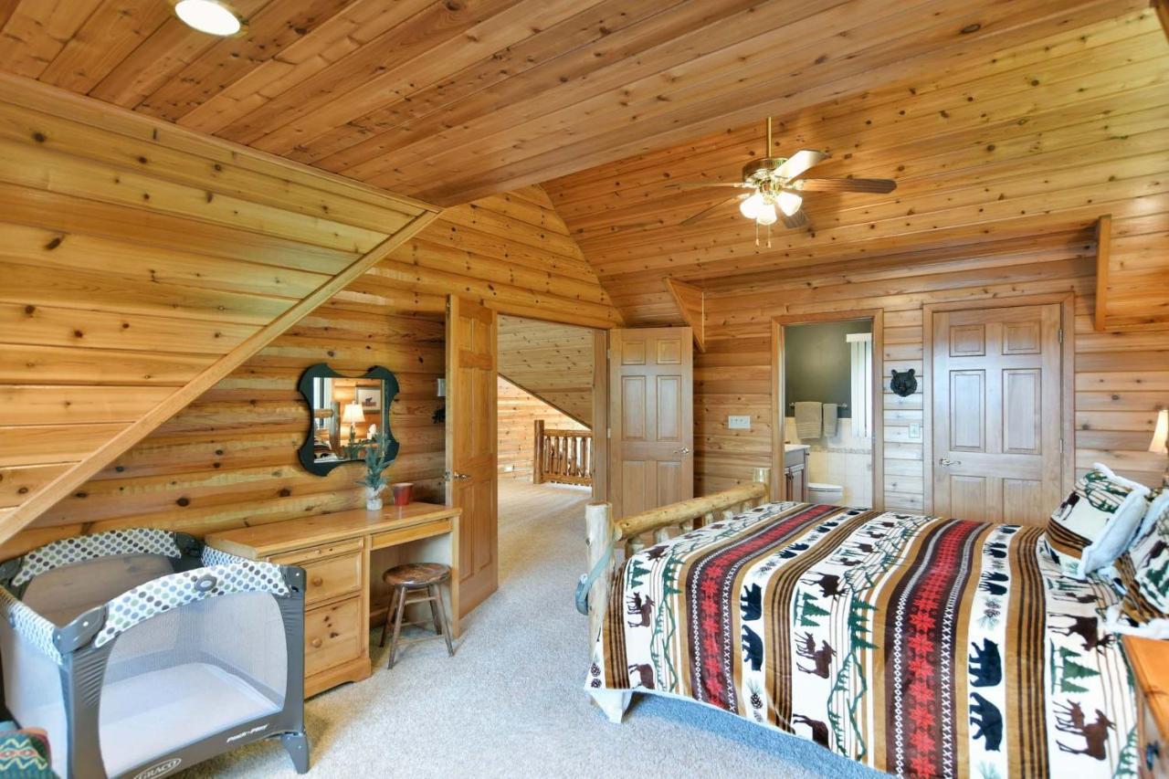 Majestic Moose Lodge Home Cable Екстериор снимка