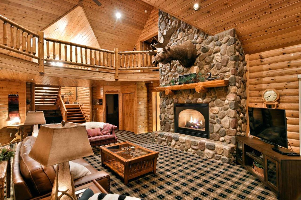 Majestic Moose Lodge Home Cable Екстериор снимка