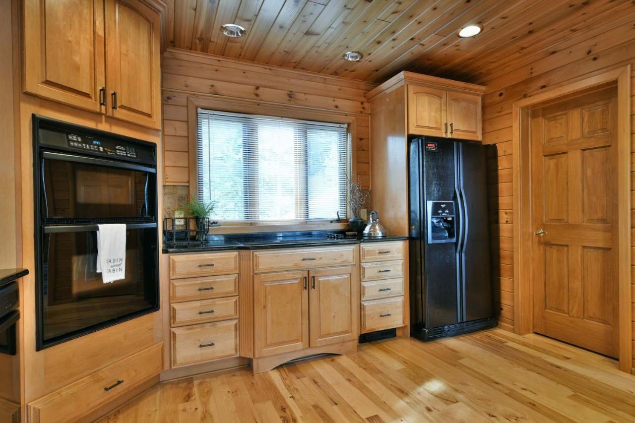 Majestic Moose Lodge Home Cable Екстериор снимка