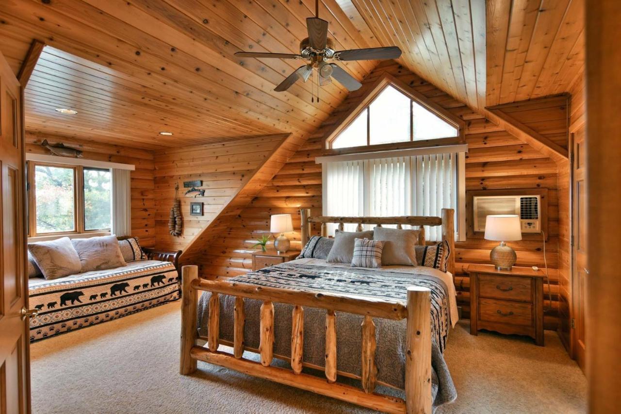 Majestic Moose Lodge Home Cable Екстериор снимка