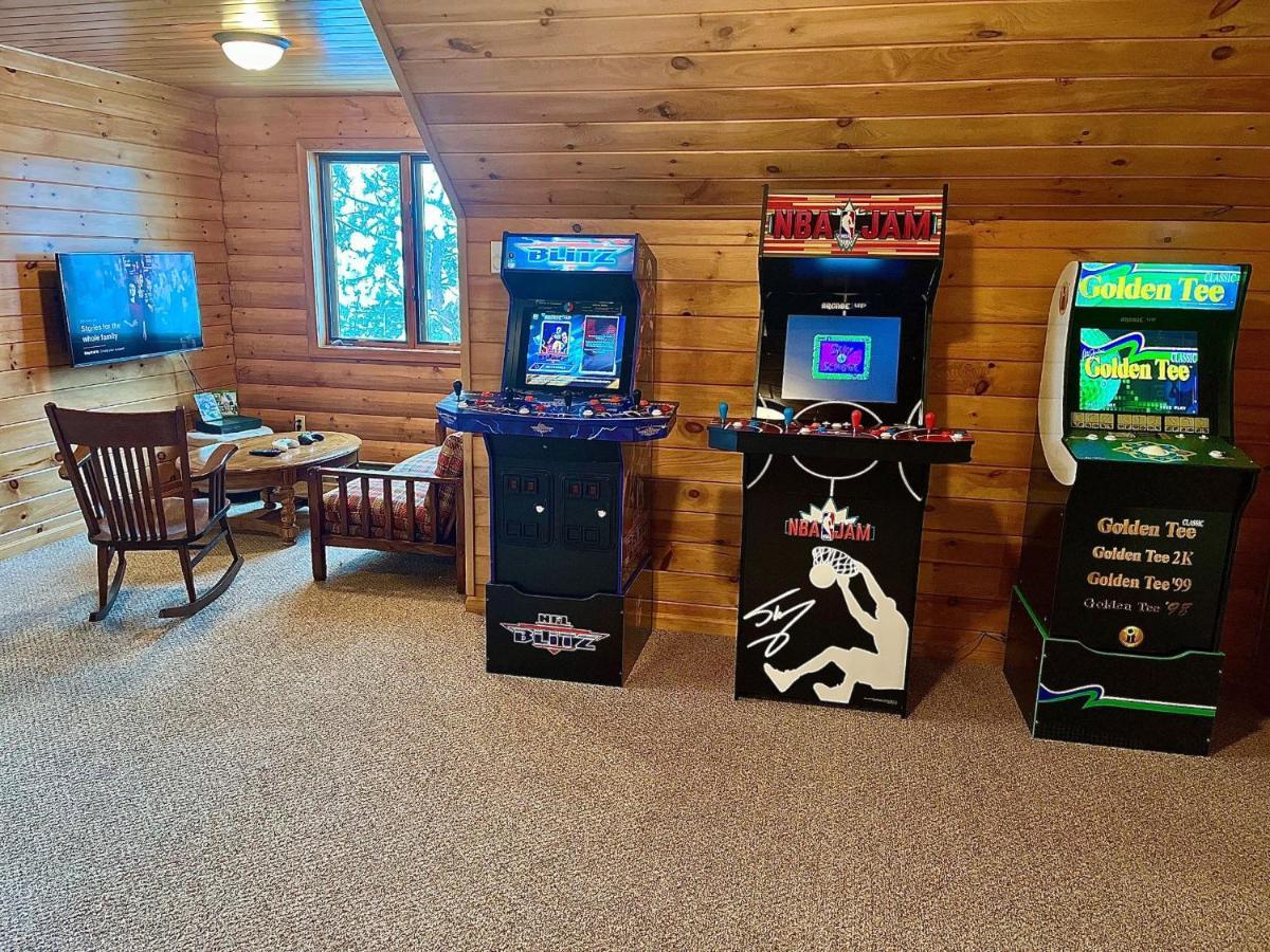 Majestic Moose Lodge Home Cable Екстериор снимка